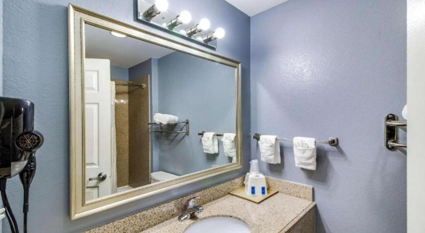 Rodeway Inn & Suites Port Arthur - Groves Exteriér fotografie